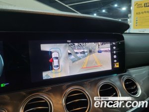 Mercedes-Benz E-Class E350 4MATIC AMG Line 2021 года из Южной Кореи