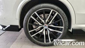 BMW X5 M50i 2021 года из Южной Кореи