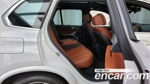 BMW X5 M50i 2021 года из Южной Кореи