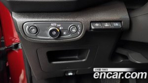 ChevroletGMDaewoo Trailblazer 1.3 Turbo 2WD 2021 года из Южной Кореи