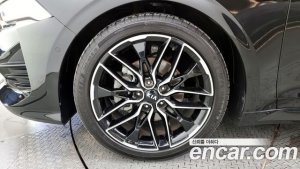 Kia K5 1.6 Turbo 2020 года из Южной Кореи