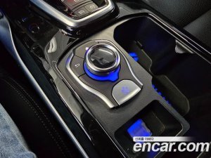 Renault-KoreaSamsung QM6 2.0 GDe RE Signature 2WD 2020 года из Южной Кореи