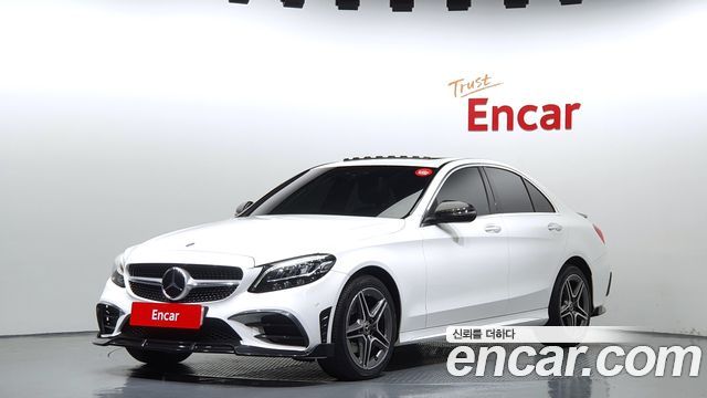 Mercedes-Benz C-Class C200 AMG Line 2021 года из Кореи