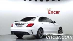 Mercedes-Benz C-Class C200 AMG Line 2021 года из Южной Кореи