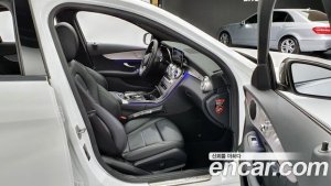 Mercedes-Benz C-Class C200 AMG Line 2021 года из Южной Кореи