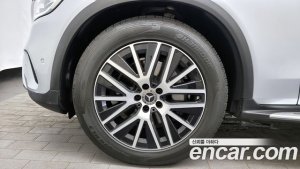 Mercedes-Benz GLC-Class GLC300 4MATIC 2020 года из Южной Кореи