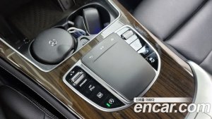 Mercedes-Benz GLC-Class GLC300 4MATIC 2020 года из Южной Кореи