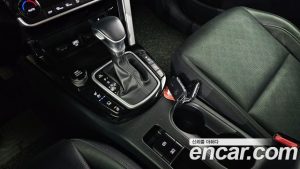Kia Seltos Бензин 1.6 Turbo 2WD 2020 года из Южной Кореи