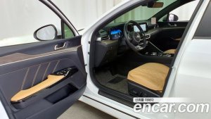 Kia K5 1.6 Turbo 2021 года из Южной Кореи