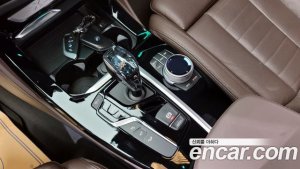 BMW X4 xDrive20i M Sport X 2021 года из Южной Кореи