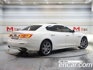 Maserati Quattroporte 3.0 V6 GranLusso 2020 года из Южной Кореи