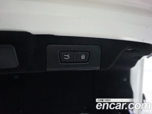 Maserati Quattroporte 3.0 V6 GranLusso 2020 года из Южной Кореи