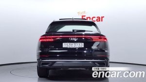 Audi Q8 45 TDI 4WD Premium 2020 года из Южной Кореи