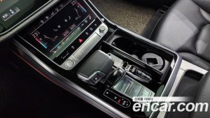 Audi Q8 45 TDI 4WD Premium 2020 года из Южной Кореи