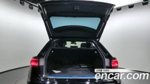 Audi Q8 45 TDI 4WD Premium 2020 года из Южной Кореи