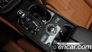Bentley Bentayga 4.0 V8 2020 года из Южной Кореи