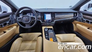 Volvo S90 B5 Inscription 2021 года из Южной Кореи