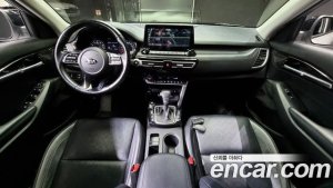 Kia Seltos Бензин 1.6 Turbo 2WD 2021 года из Южной Кореи