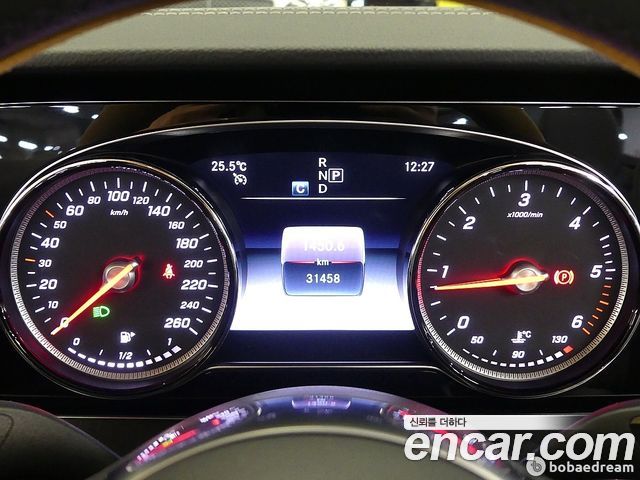 35319080_008.jpg Mercedes-Benz E-Class E220d Cabriolet 2019 года из Южной Кореи