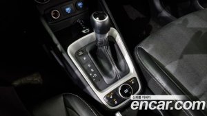 Hyundai Venue 1.6 Modern 2020 года из Южной Кореи
