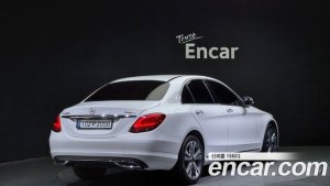 Mercedes-Benz C-Class C220 d 4MATIC 2020 года из Южной Кореи