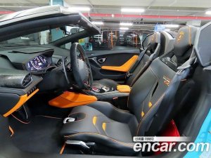 Lamborghini Huracan EVO 5.2 SPYDER 2020 года из Южной Кореи