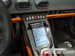 Lamborghini Huracan EVO 5.2 SPYDER 2020 года из Южной Кореи