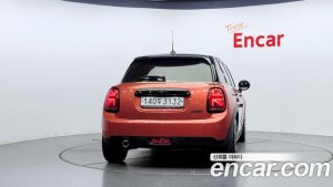 Mini Cooper 5Door ROSEWOOD Edition 2020 года из Южной Кореи
