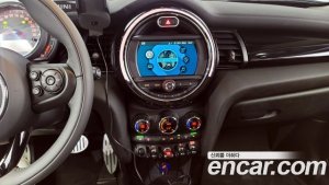 Mini Cooper 5Door ROSEWOOD Edition 2020 года из Южной Кореи