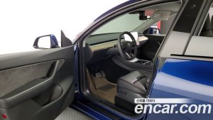 Tesla Model Y LONG RANGE 2021 года из Южной Кореи