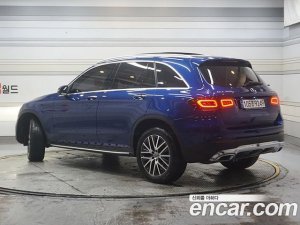 Mercedes-Benz GLC-Class GLC300e 4MATIC 2021 года из Южной Кореи
