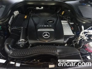 Mercedes-Benz GLC-Class GLC300e 4MATIC 2021 года из Южной Кореи