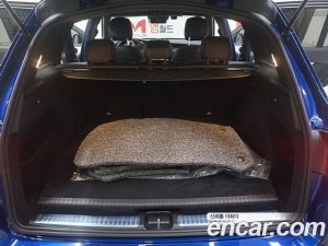 Mercedes-Benz GLC-Class GLC300e 4MATIC 2021 года из Южной Кореи