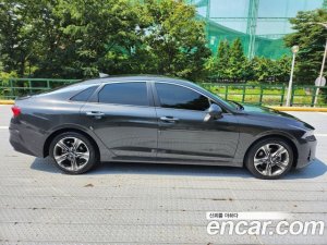 Kia K5 Signature 2021 года из Южной Кореи
