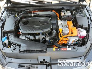 Kia K5 Signature 2021 года из Южной Кореи