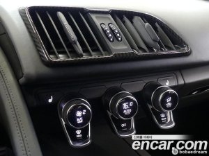 Audi R8 5.2 V10 Performance Coupe 2021 года из Южной Кореи