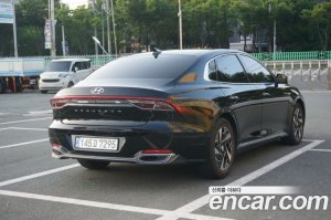 Hyundai Grandeur Exclusive 2022 года из Южной Кореи