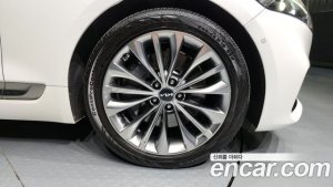 Kia K9 3.8 GDI AWD 2022 года из Южной Кореи
