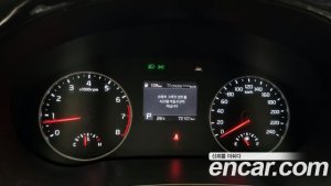 Kia Seltos Бензин 1.6 Turbo 2WD 2022 года из Южной Кореи