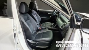 Kia Seltos Бензин 1.6 Turbo 2WD 2022 года из Южной Кореи
