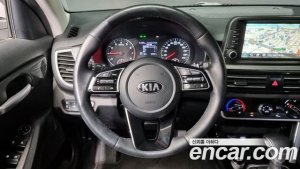 Kia Seltos Бензин 1.6 Turbo 2WD 2022 года из Южной Кореи