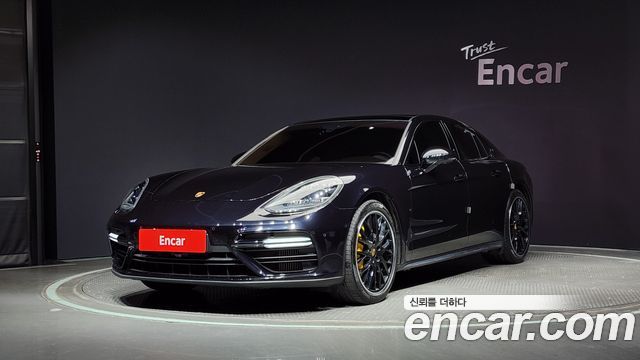 Porsche Panamera 4.0 Turbo 2019 года из Кореи