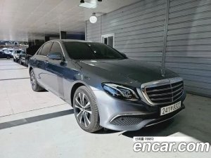 Mercedes-Benz E-Class E300e 4MATIC Exclusive 2020 года из Южной Кореи