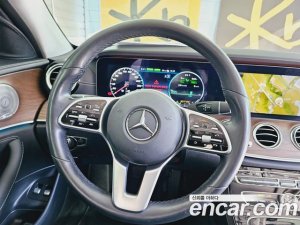 Mercedes-Benz E-Class E300e 4MATIC Exclusive 2020 года из Южной Кореи
