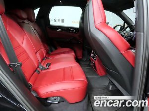 Porsche Cayenne 3.0 E-하이브리드 2020 года из Южной Кореи
