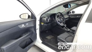 Kia K3 Standard 2021 года из Южной Кореи