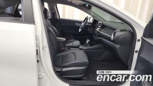 Kia K3 Standard 2021 года из Южной Кореи