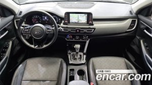 Kia Seltos Бензин 1.6 Turbo 2WD 2022 года из Южной Кореи