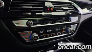 BMW 5-Series 520i M Sport 2020 года из Южной Кореи