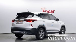 Kia Seltos Бензин 1.6 Turbo 2WD 2022 года из Южной Кореи